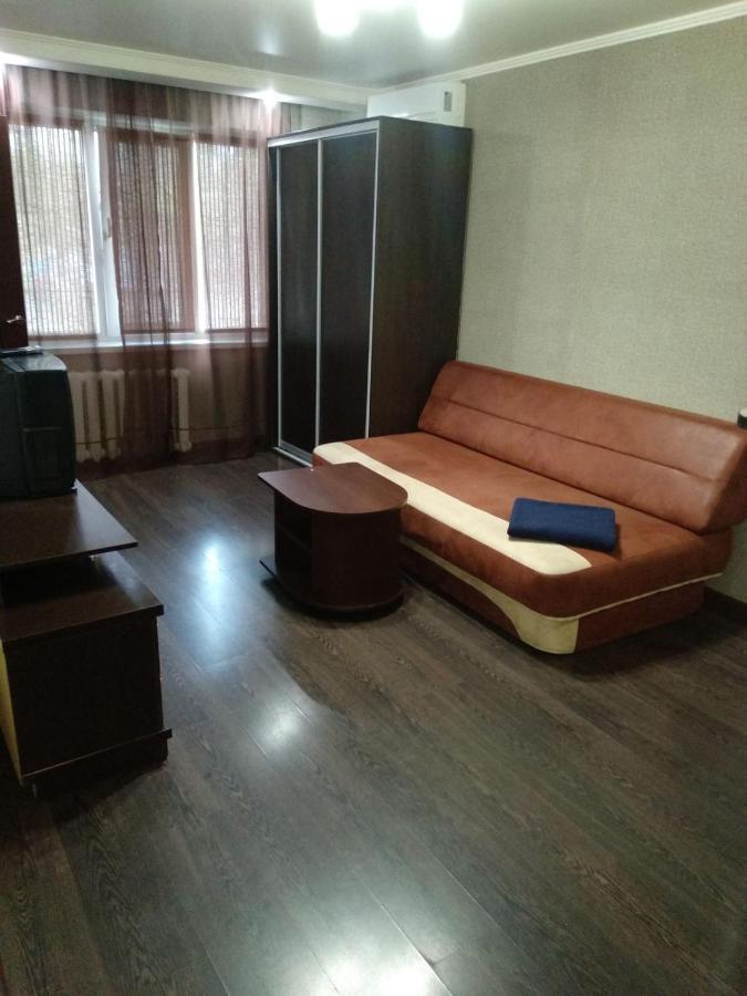 Gagarin Street Почасово, Посуточно. Apartman Krivij Rih Kültér fotó